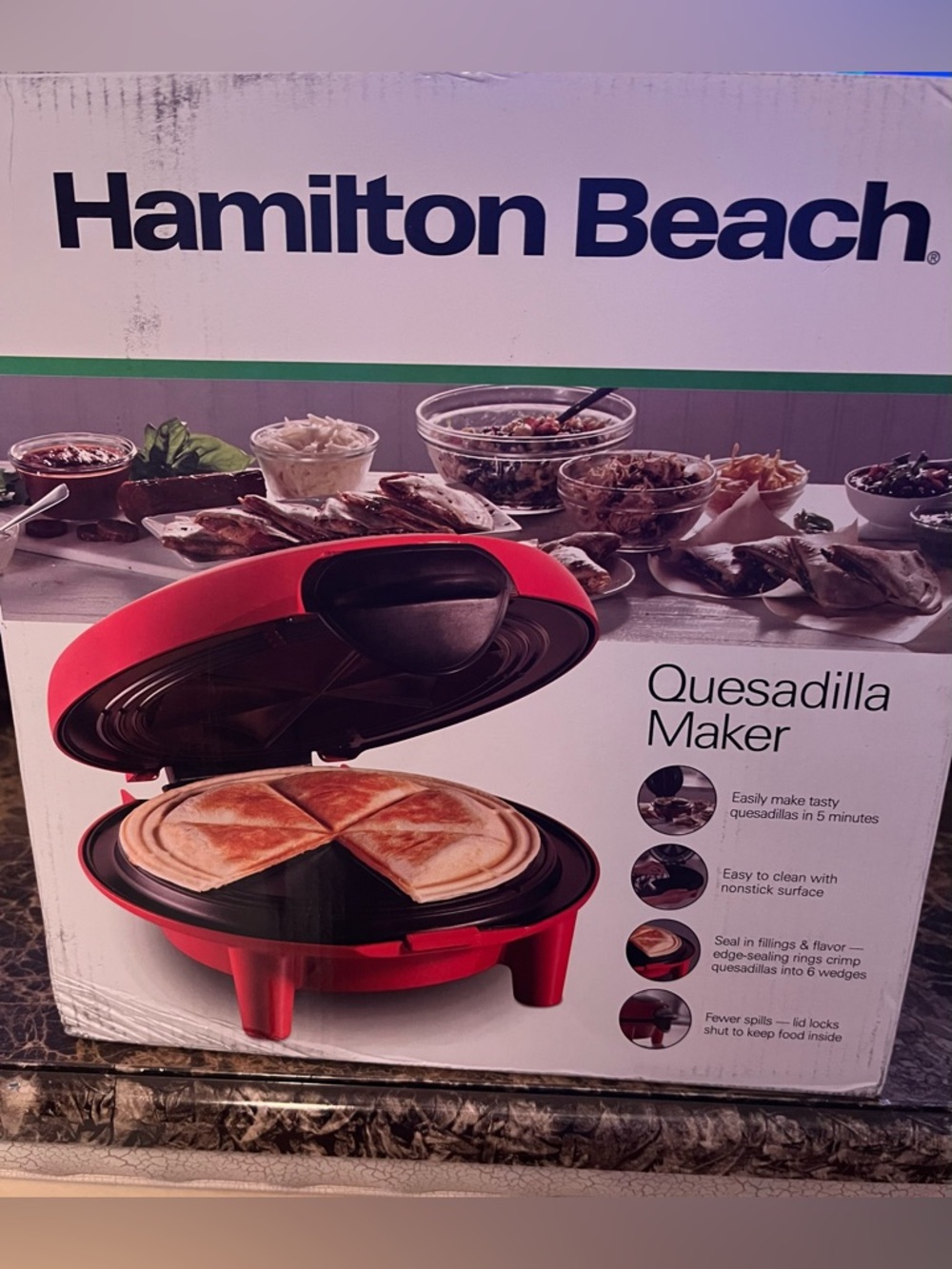 Hamilton Beach Red Round quesadilla Maker - Picture 2 of 4